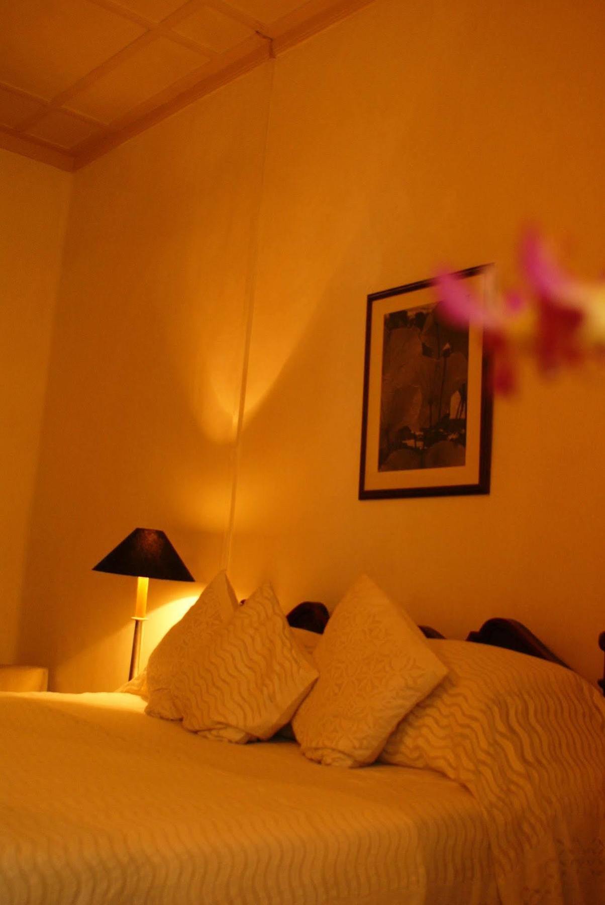 The Havelock Place Bungalow Colombo Esterno foto